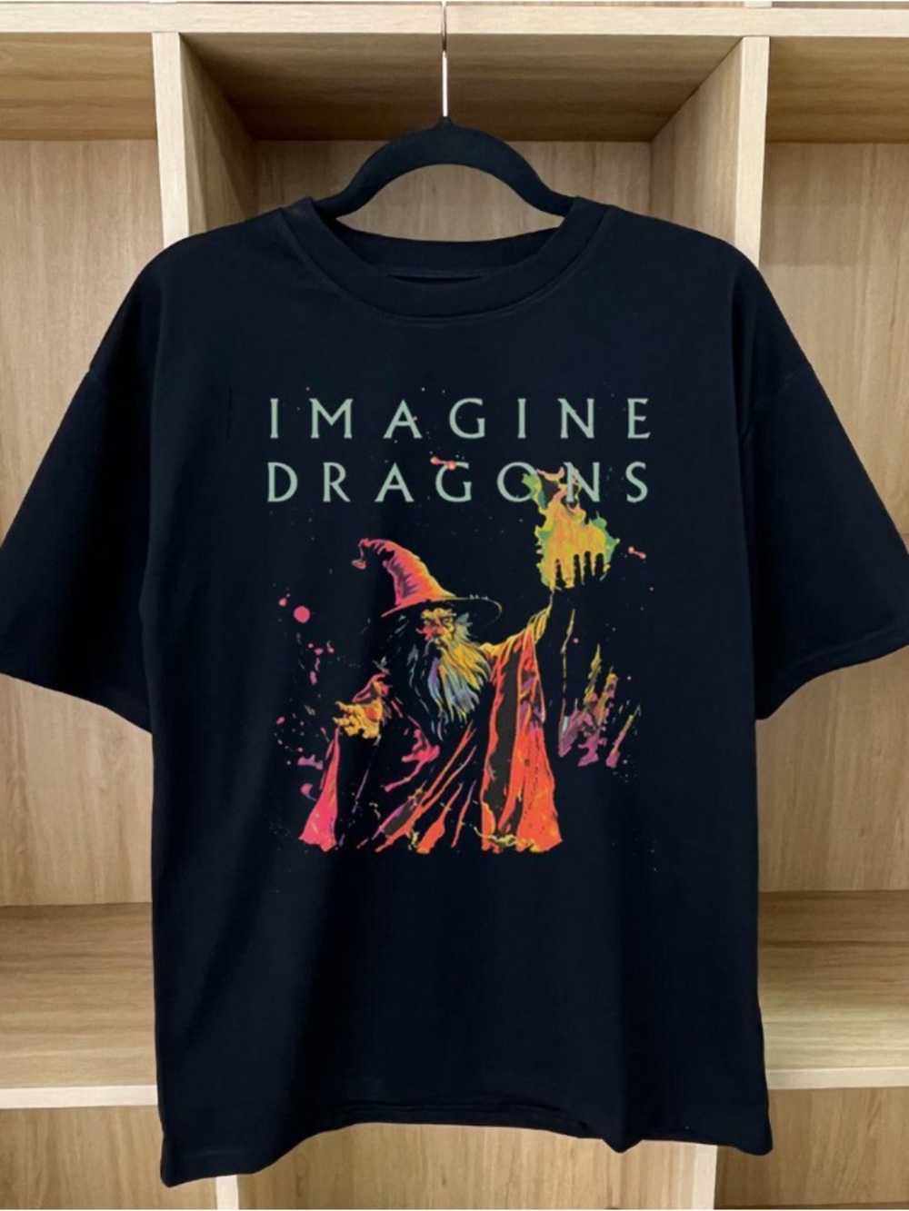 Imagine Dragons: Splashing Wizard Retro Black T-shirt